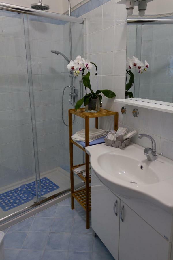 Flower'S Home Sorrento Buitenkant foto