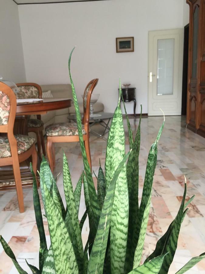 Flower'S Home Sorrento Buitenkant foto